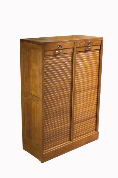 meuble a rideau ancien 1940 en chene massif